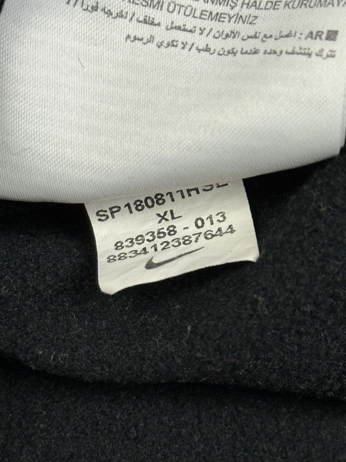 Nike Black Quarter Zip Jumper Youth XL (Age 13-15)