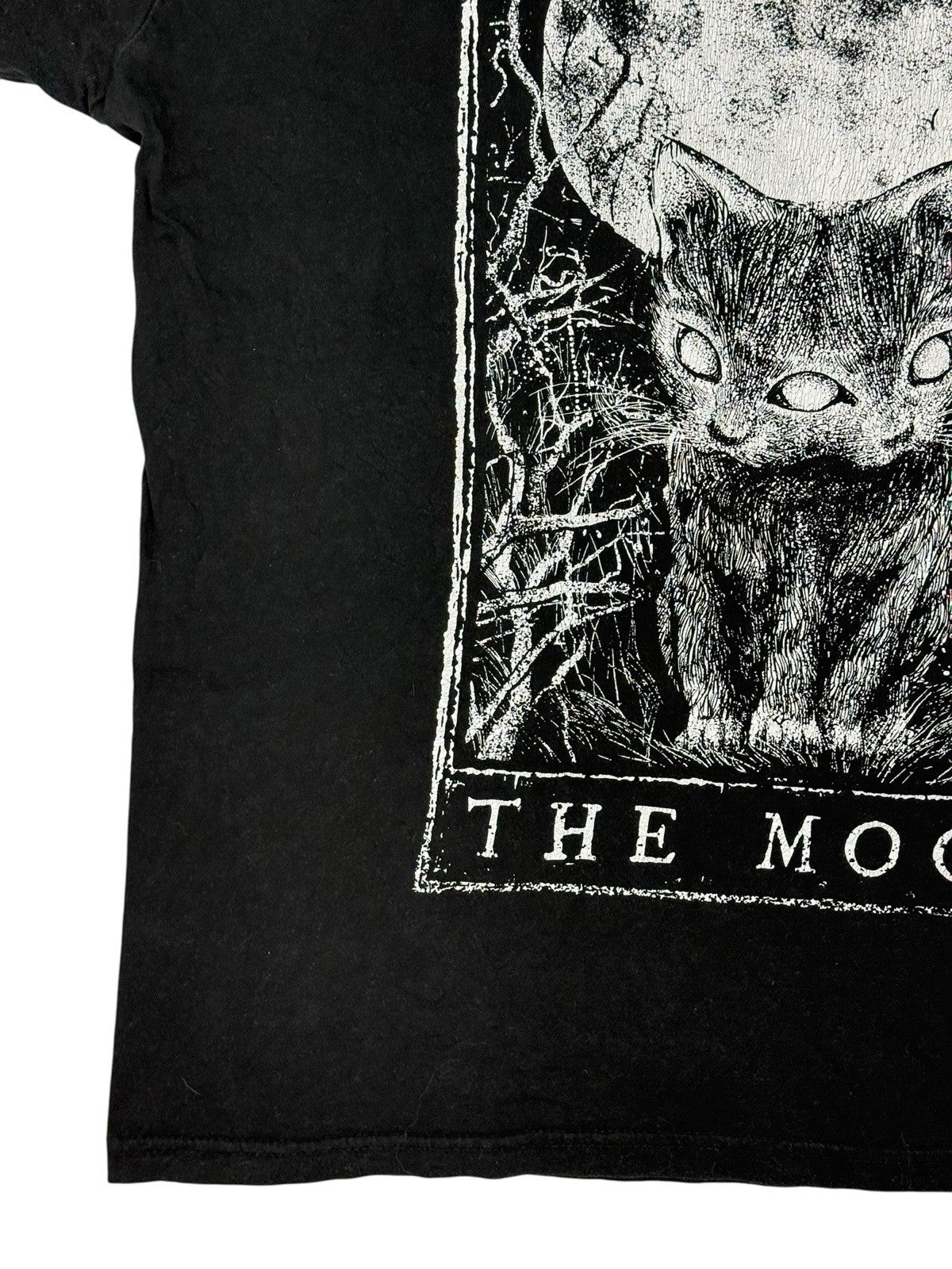 Mortus Viventi Black Moon Tarot Card Top XL