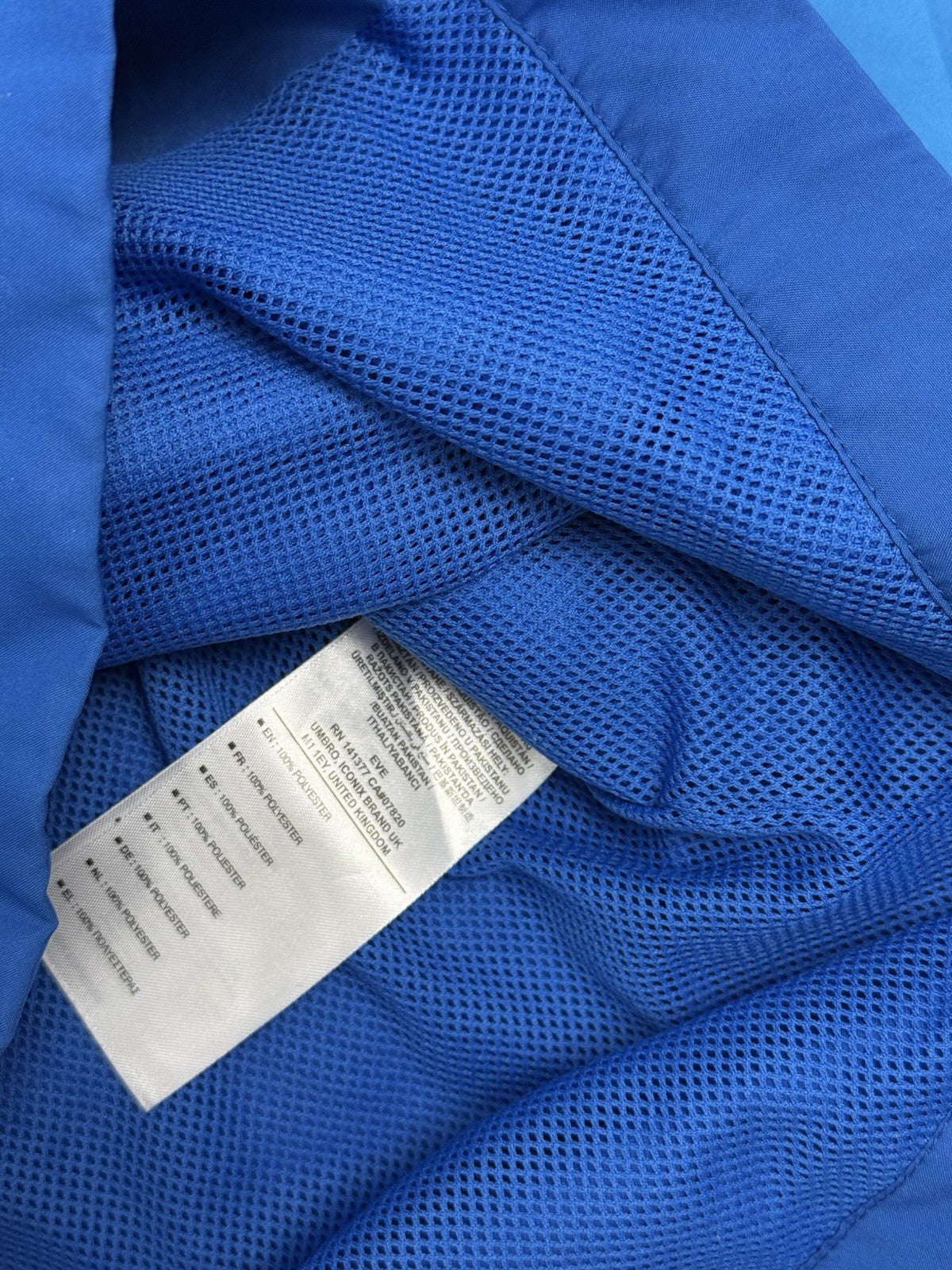 Umbro Blue Two Tone Zip Track Jacket Youth XL