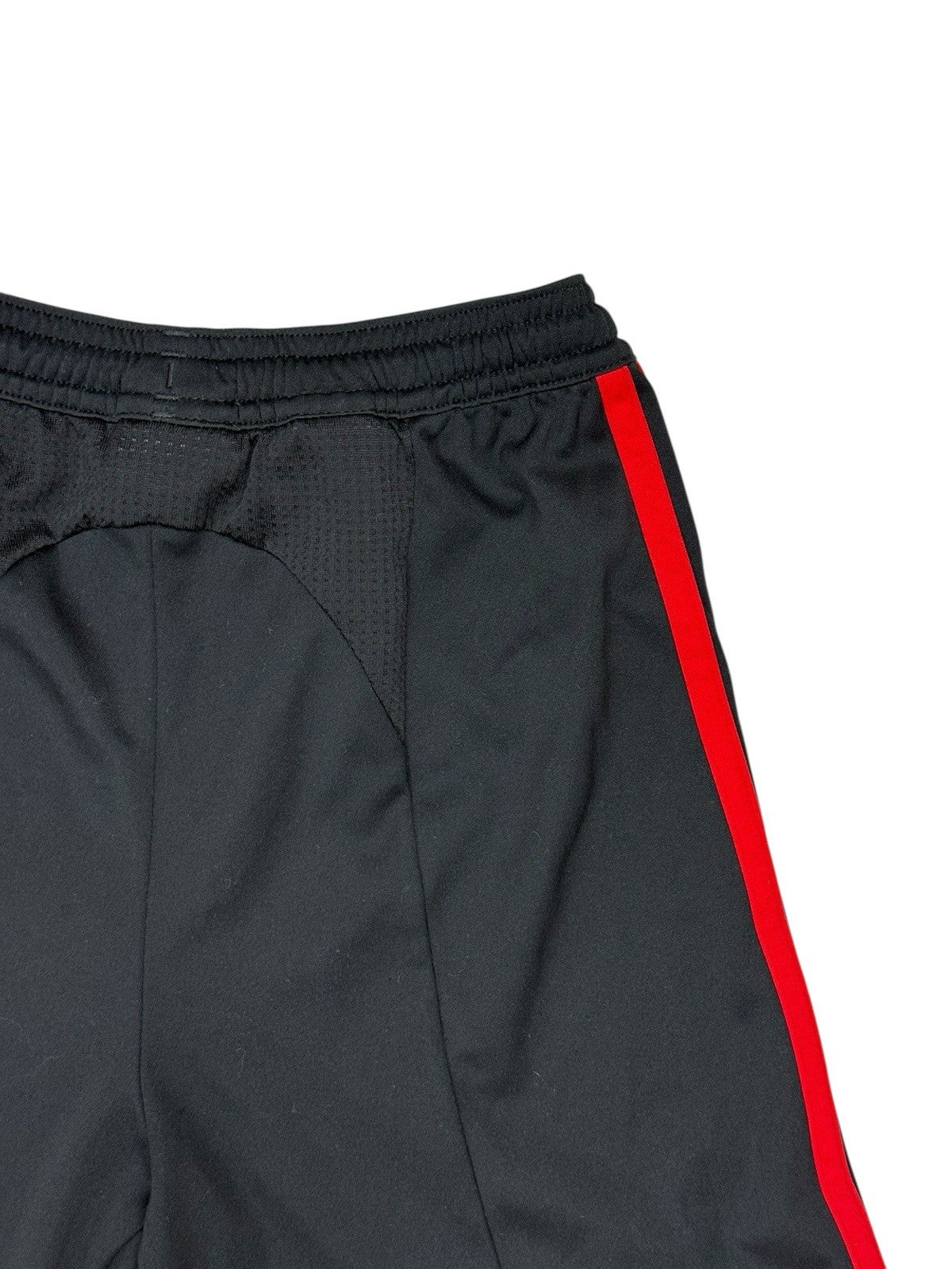 Liverpool FC GK Football Shorts 2010/11 Age 7/8