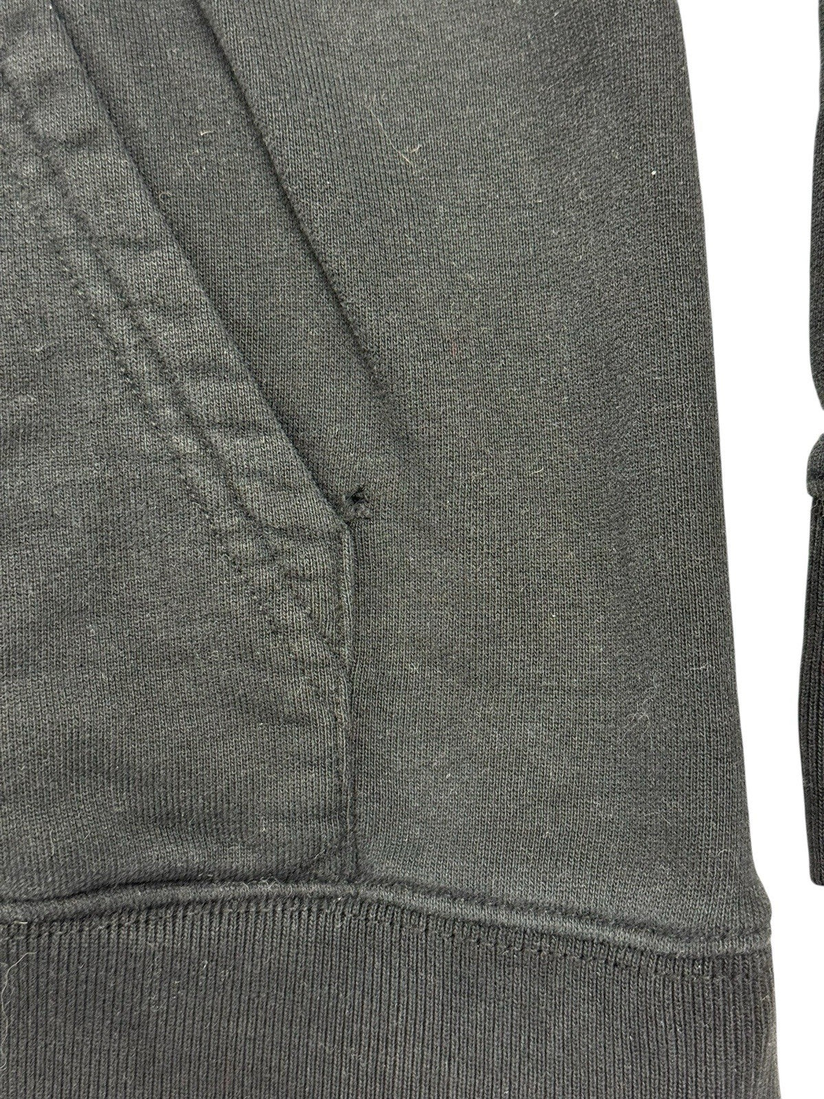 Carhartt Black Retro Hoodie Medium