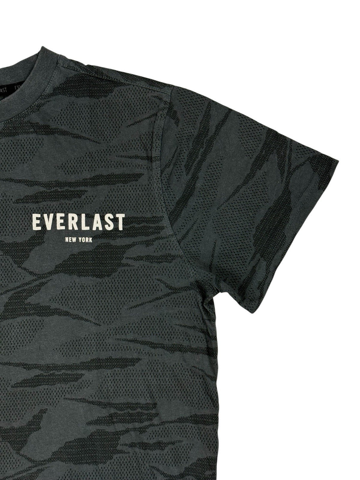 Everlast Grey Camo Cotton Blend Top Small