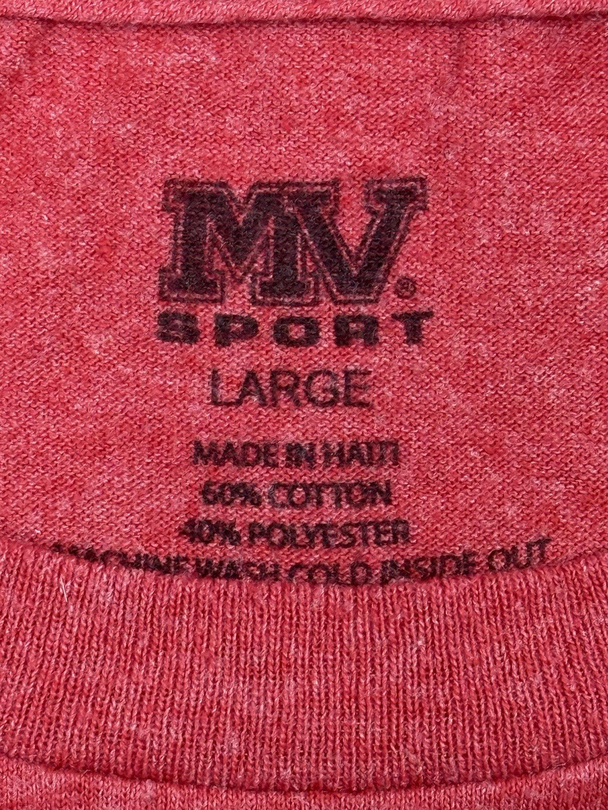 University of Wisconsin Red Distressed Print American College Top T-Shirt Large