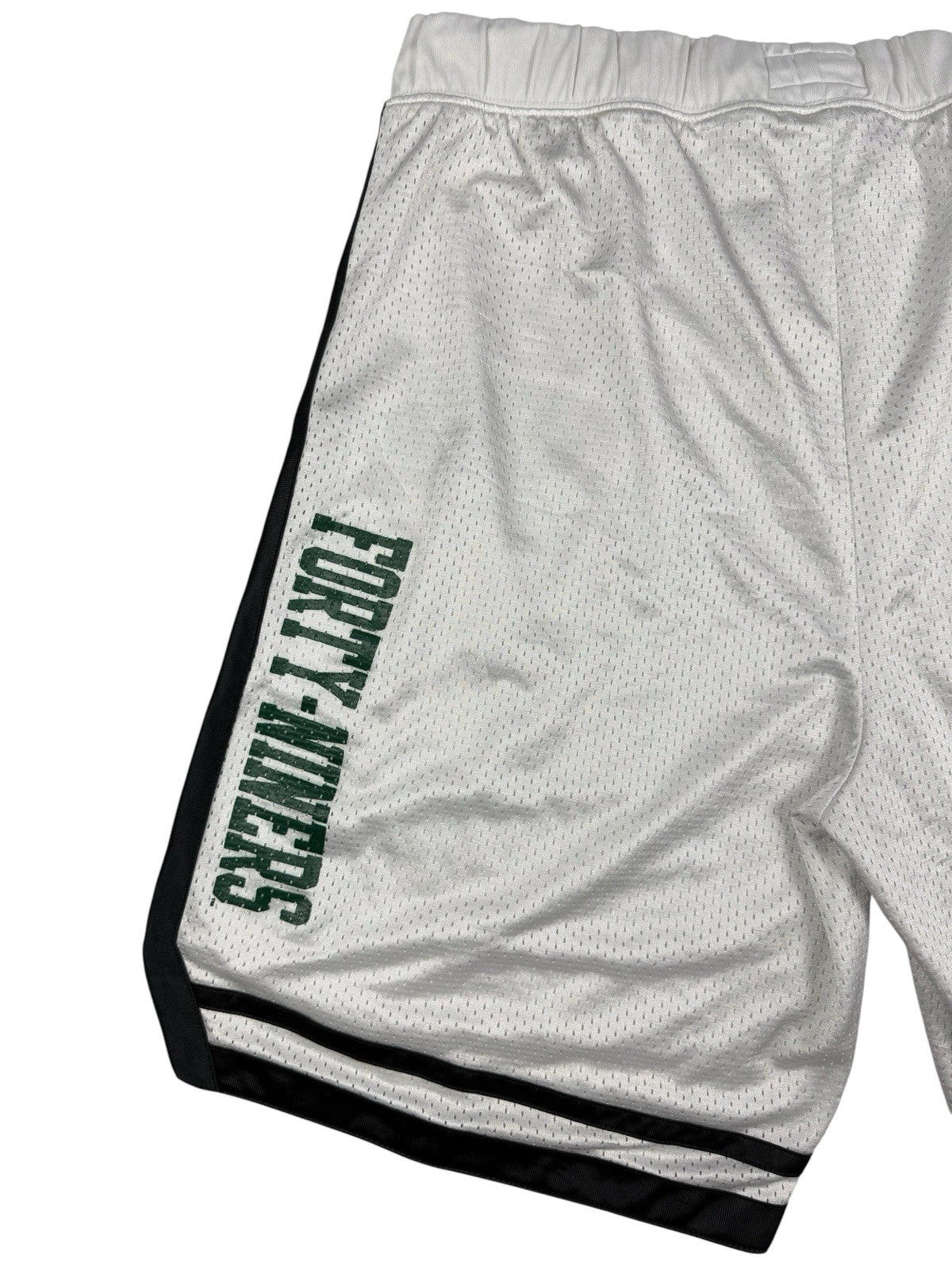 Champion Retro White UNC Charlotte 49ers College Basketball Shorts XL