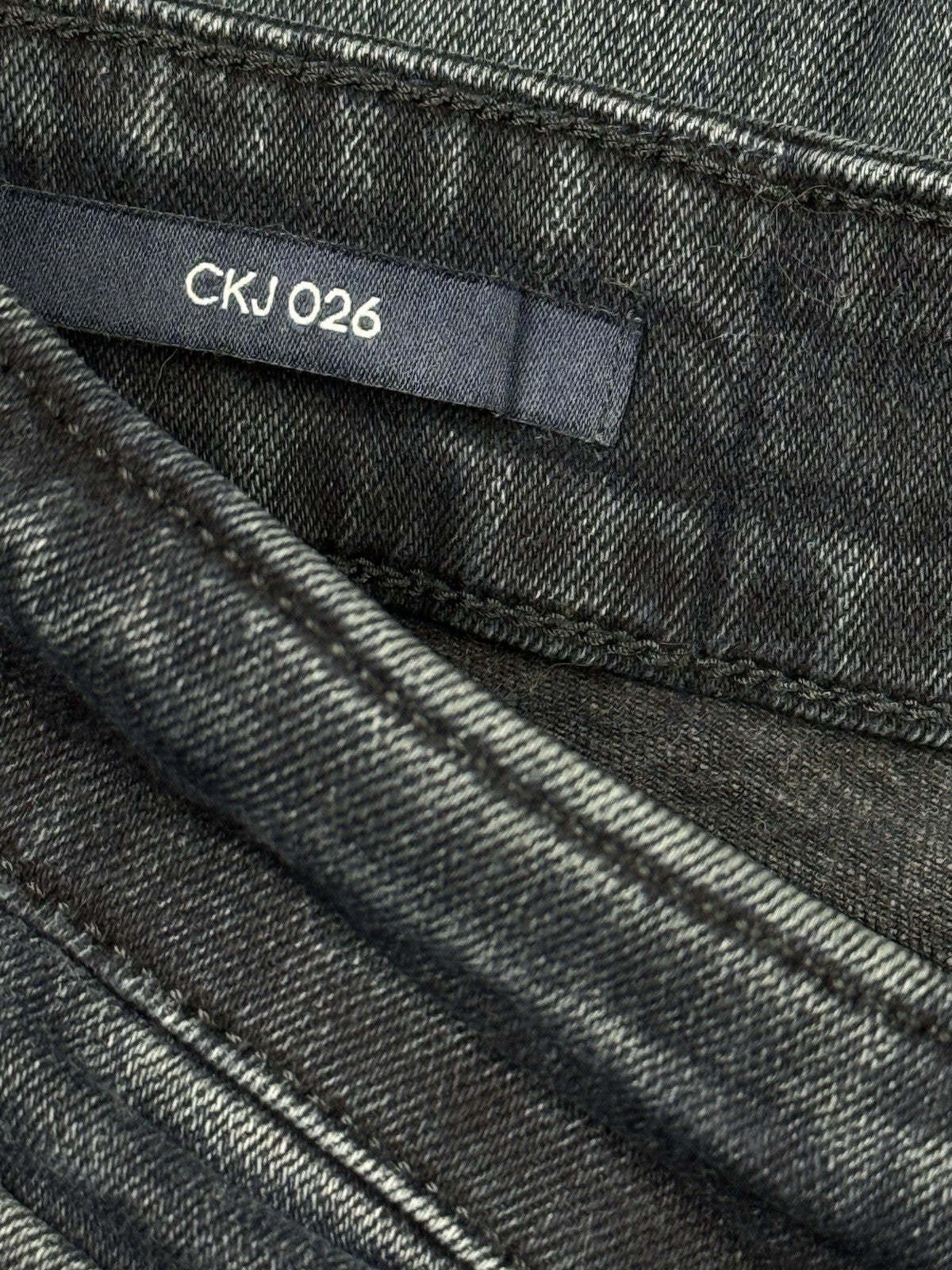 Calvin Klein Blue Denim Slim Jeans 33W 30L
