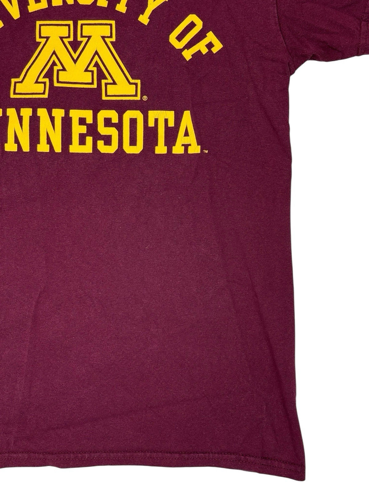 University of Minnesota Retro Maroon American College Top Tshirt Small