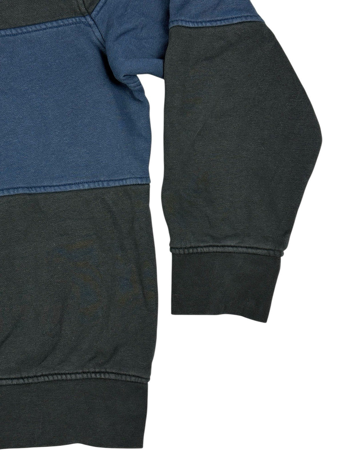 Levi's Black Colourblock Embroidered Relaxed Fit Jumper Large