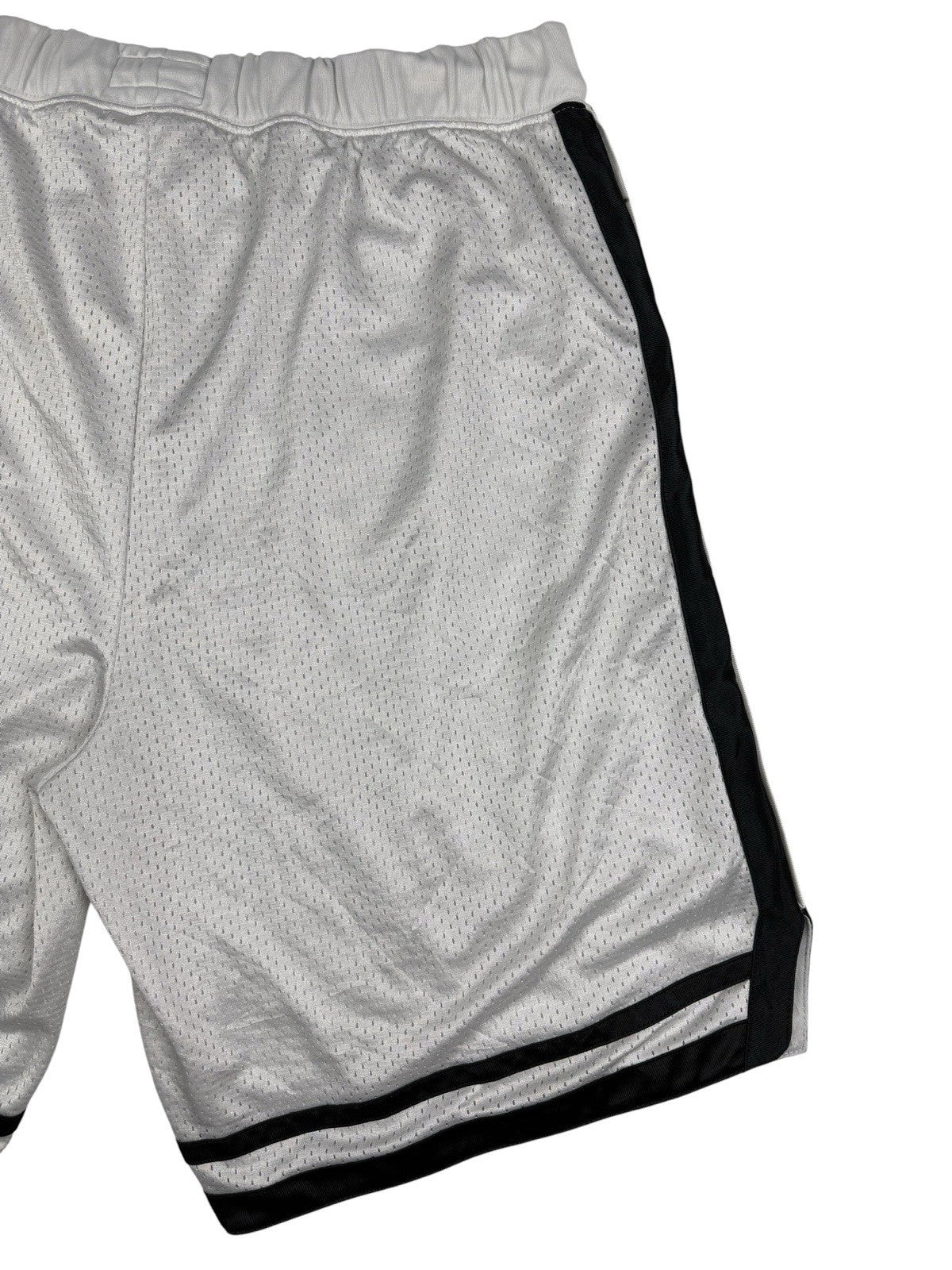 Champion Retro White UNC Charlotte 49ers College Basketball Shorts XL