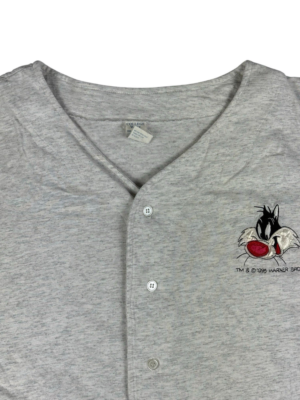 College Ware Vintage Grey Looney Tunes Sylvester Cat Baseball Jersey Large