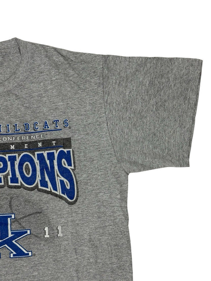 Retro Grey Kentucky Wildcats 2011 Champions Printed Top Medium