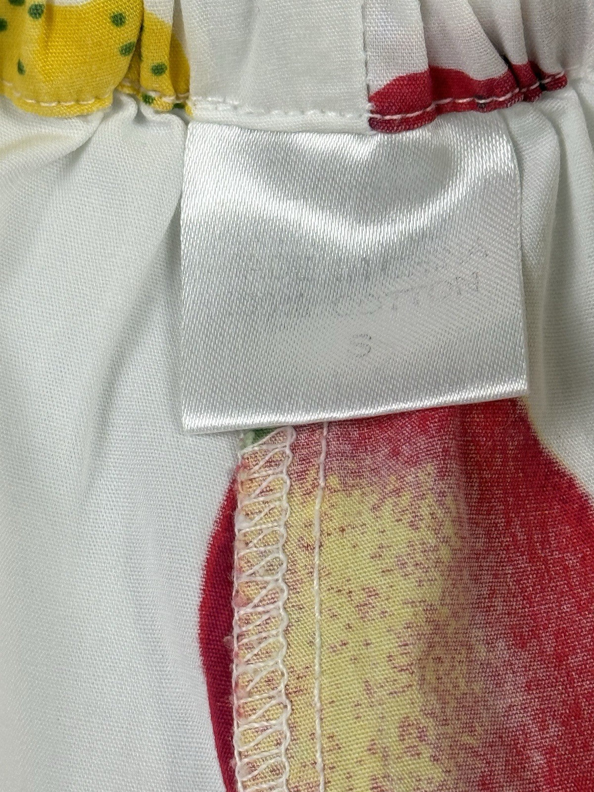 Retro White Fruit Print Cotton Shorts Size Small