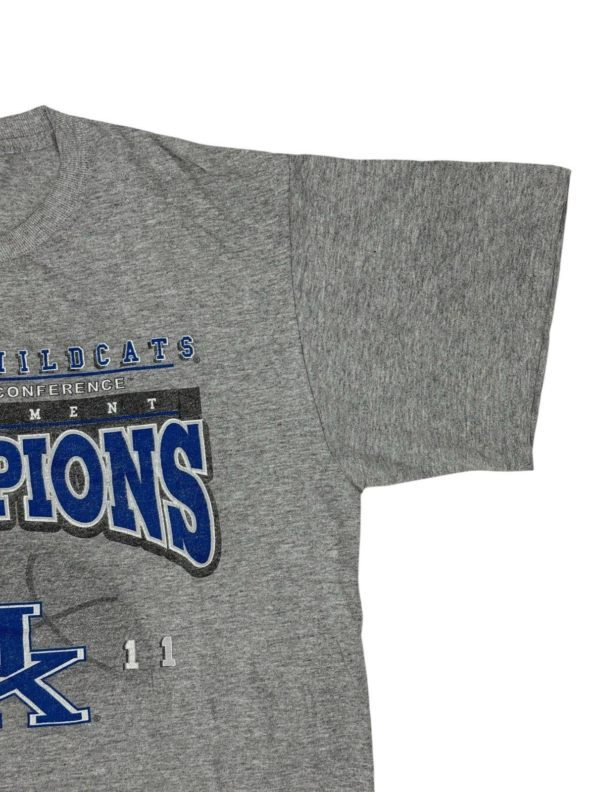 Kentucky Wildcats Retro Grey 2011 Champions Printed American College Top Medium