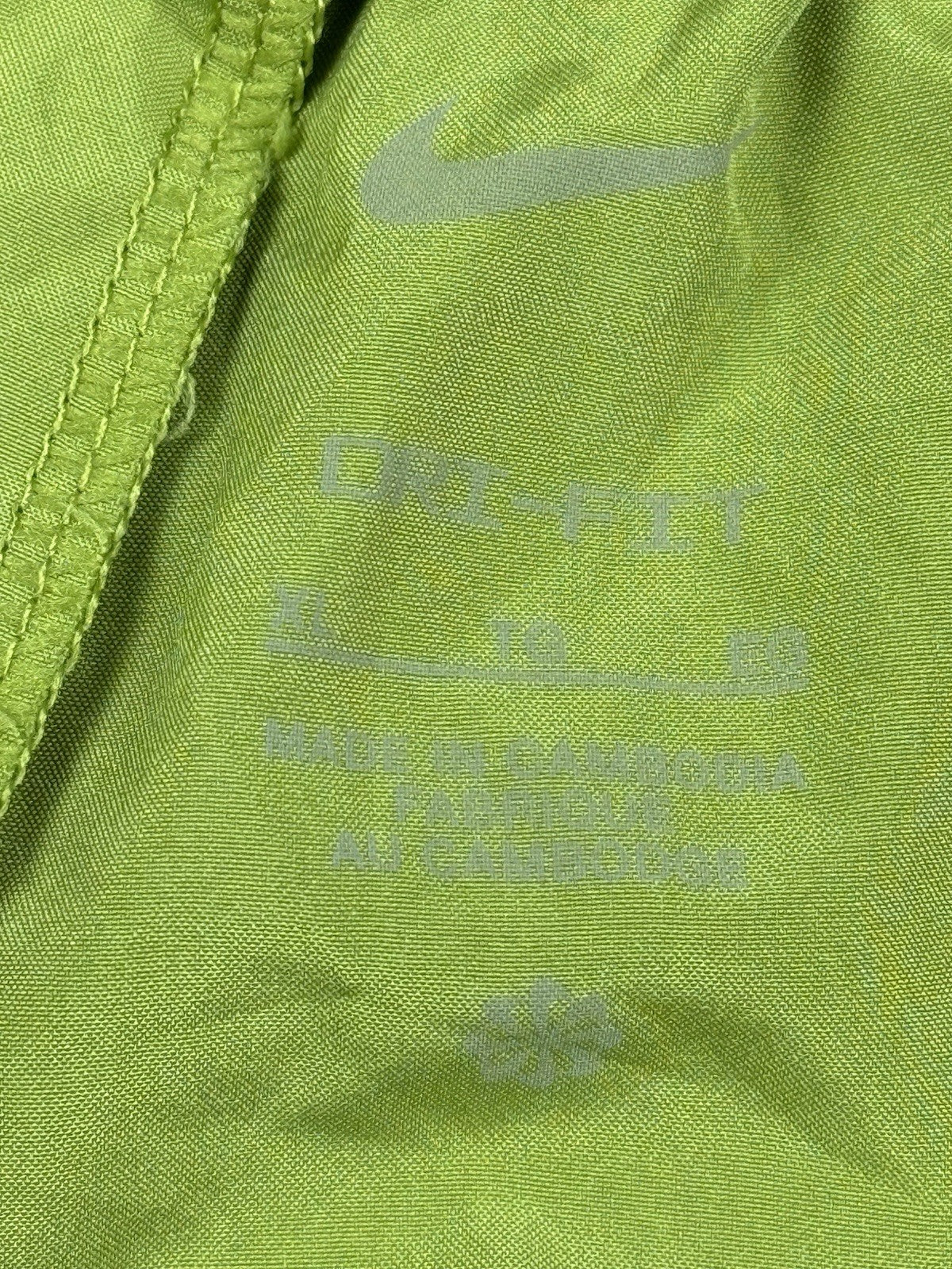 Nike Green Dri Fit Woven Active Training Shorts Youth XL