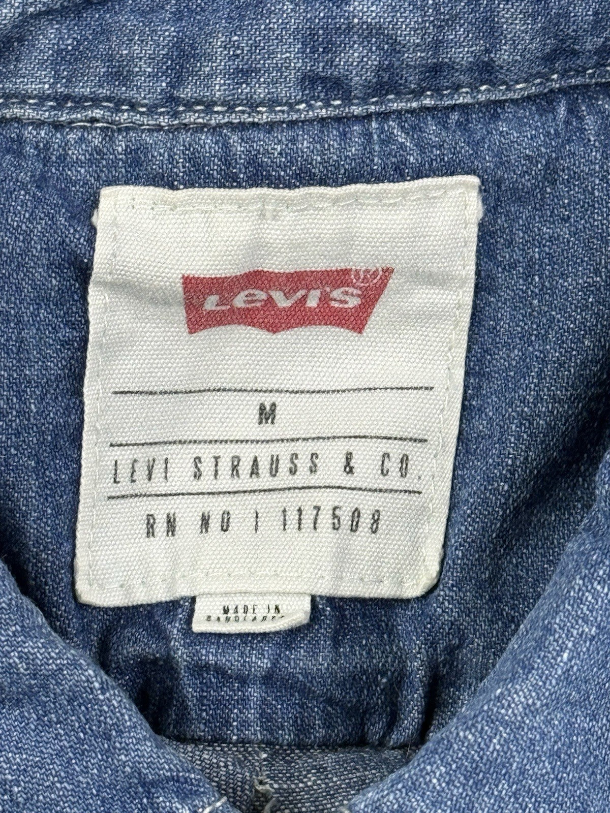 Levi's Blue White Bleach Pattern Denim Collared Long Sleeve Shirt Medium