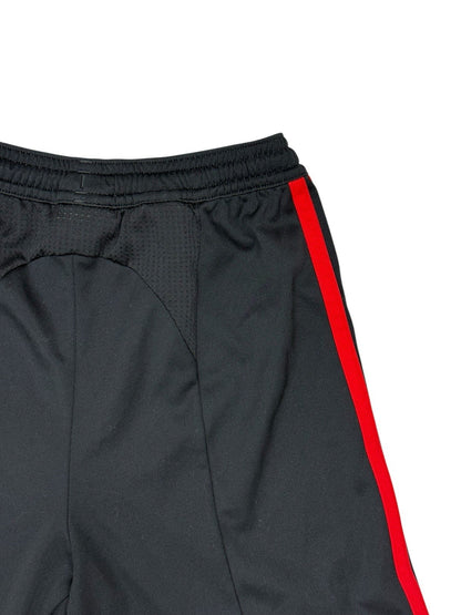 Liverpool FC GK Football Shorts 2010/11 Age 7/8