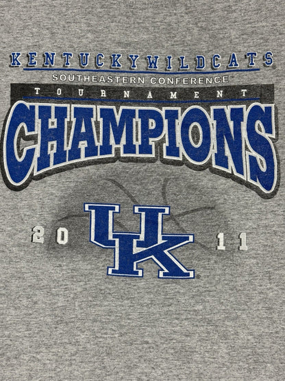 Retro Grey Kentucky Wildcats 2011 Champions Printed Top Medium