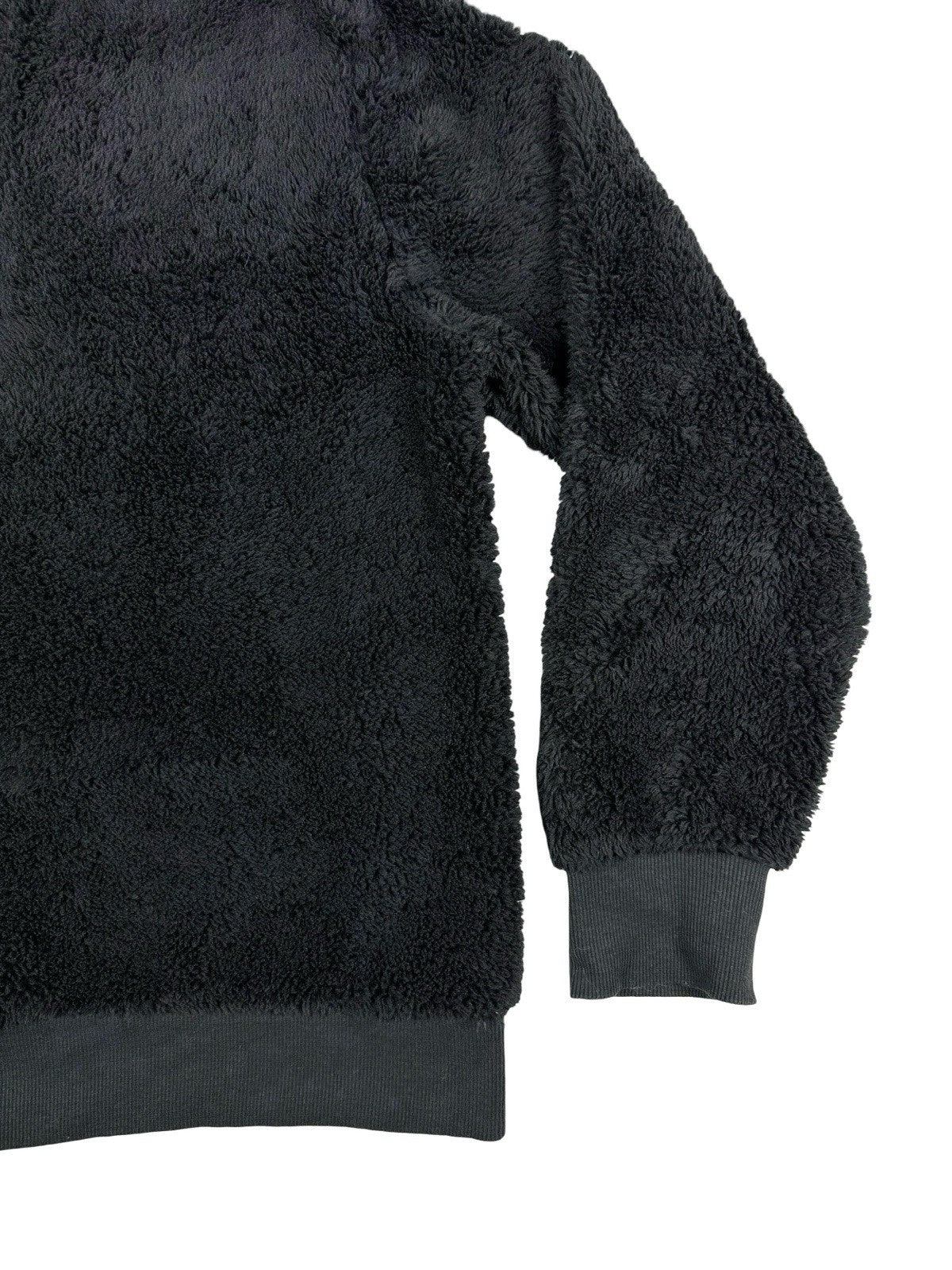 Levi's Black Fluffy Teddy Fleece Hoodie Youth XL (Age 13-15)