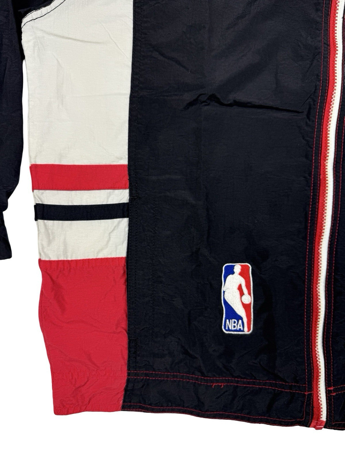 Starter Vintage NBA Chicago Bulls Black Windbreaker Jacket Medium