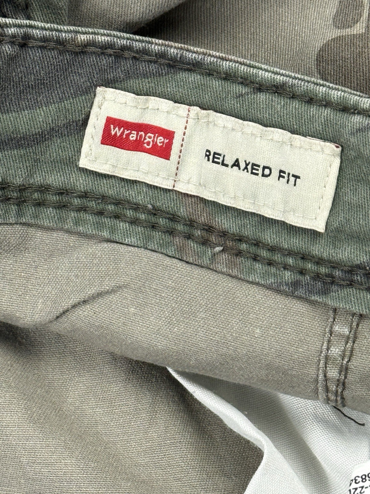 Wrangler Green Camo Cargo Trousers Relaxed Fit 32W 32L